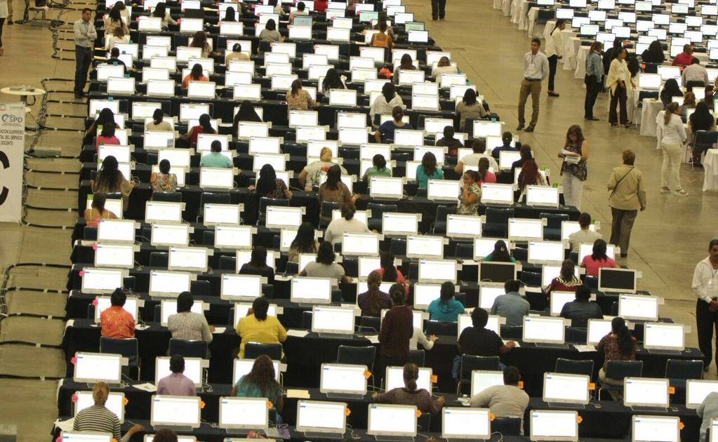 Se evalúa 60% de maestros convocados en Guerrero