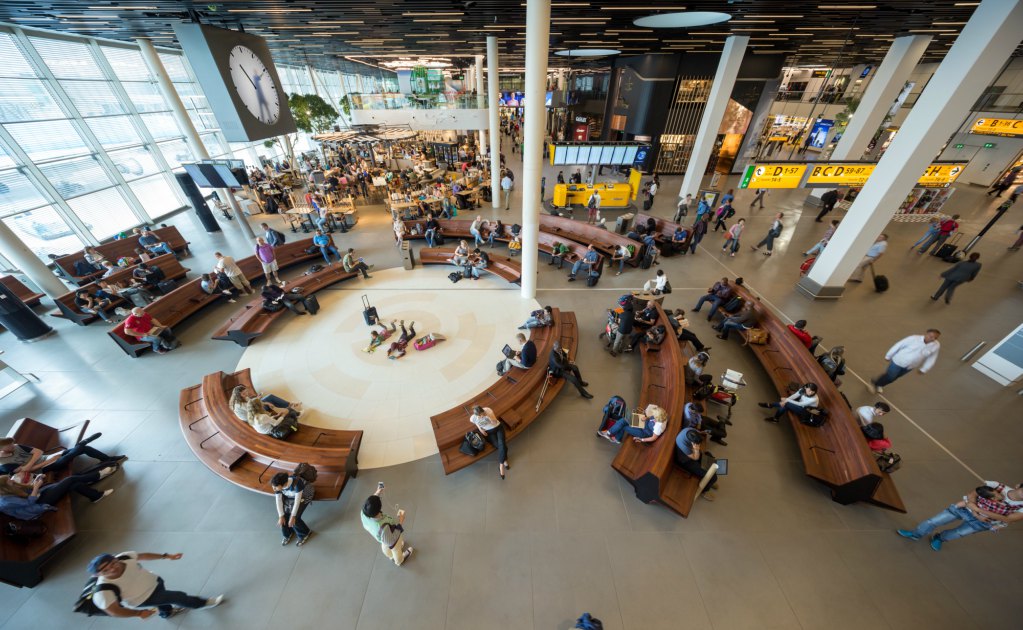 Los aeropuertos que ofrecen tours para evitar que te aburras