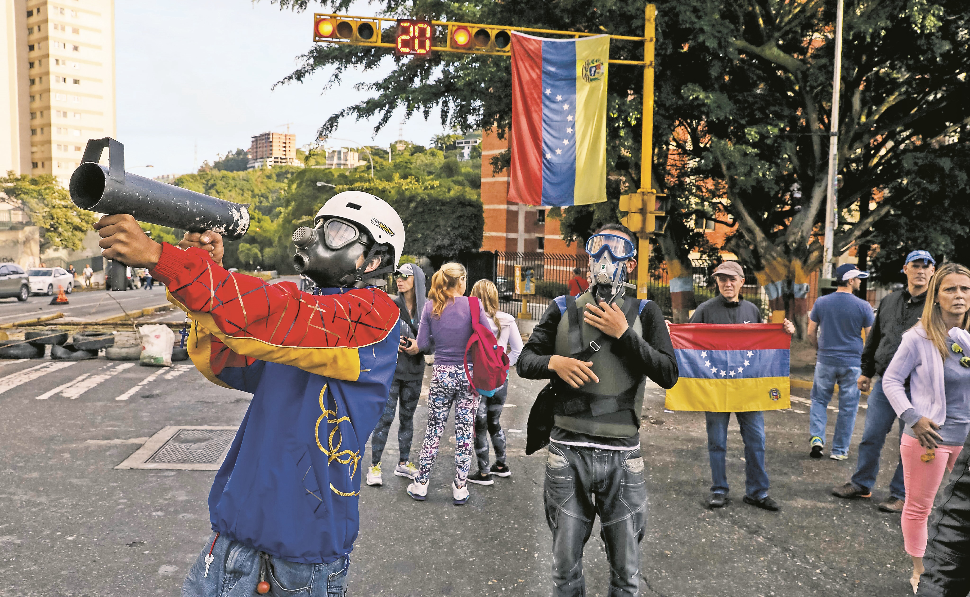 Parlamento venezolano desafía a la Constituyente