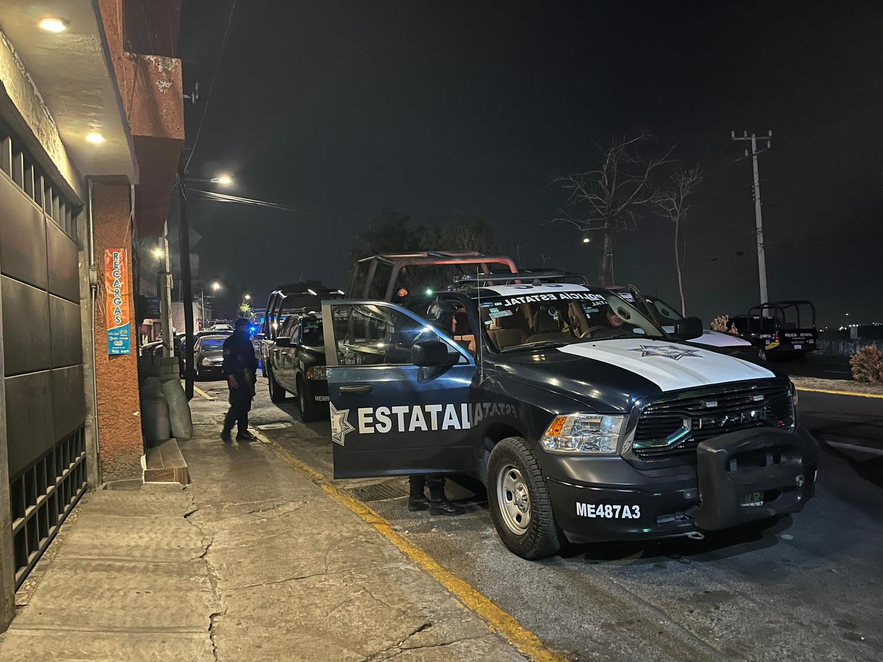 Rescatan con vida a los 4 trabajadores de una pollería privados de la libertad en Toluca 