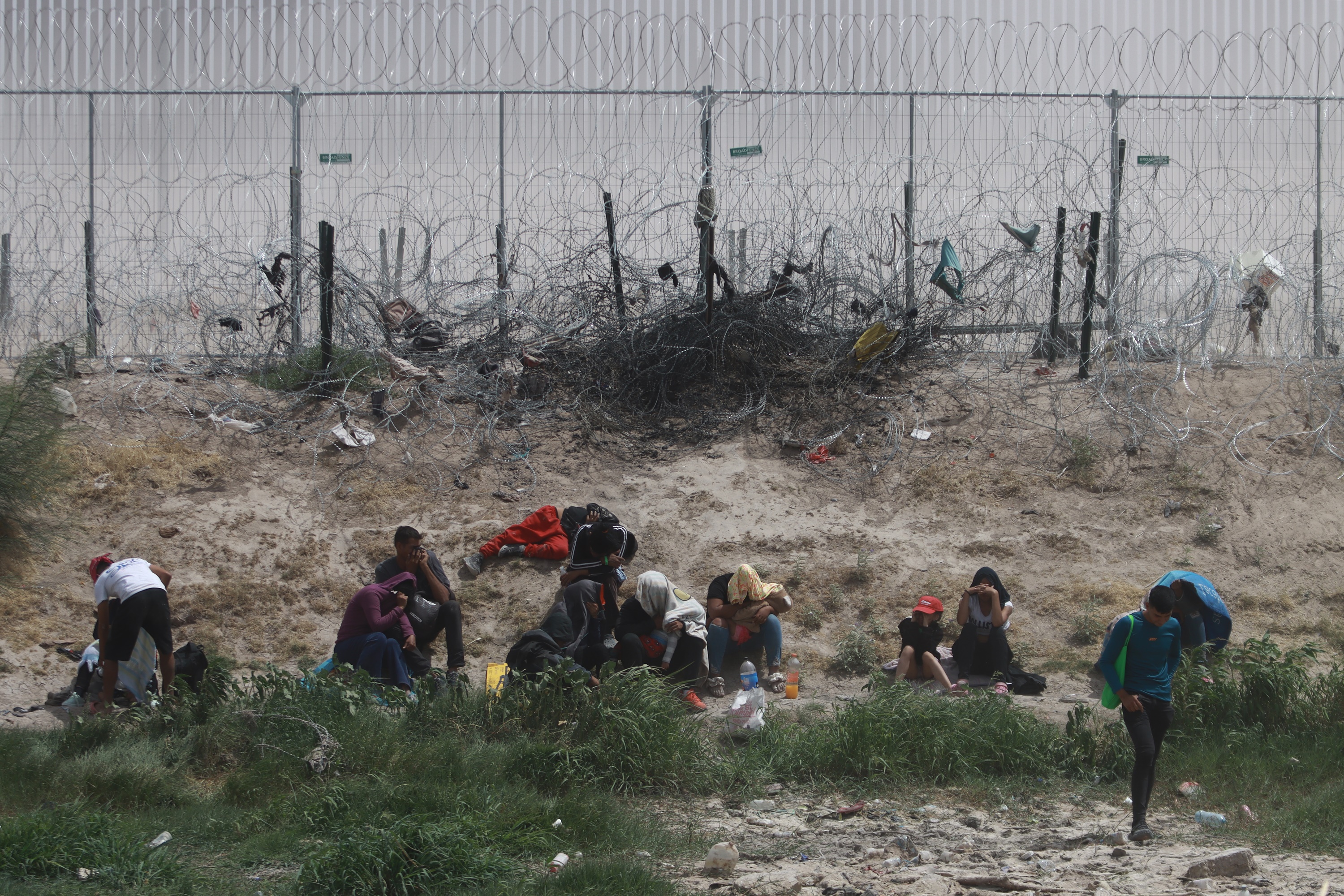 El calor abrasador del desierto de Sonora cobra la vida de tres migrantes mexicanos