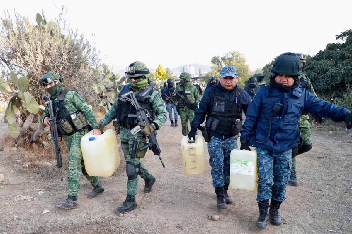 Huachicoleros utilizan red de agua potable para robar hidrocarburo, alerta Julio Menchaca 