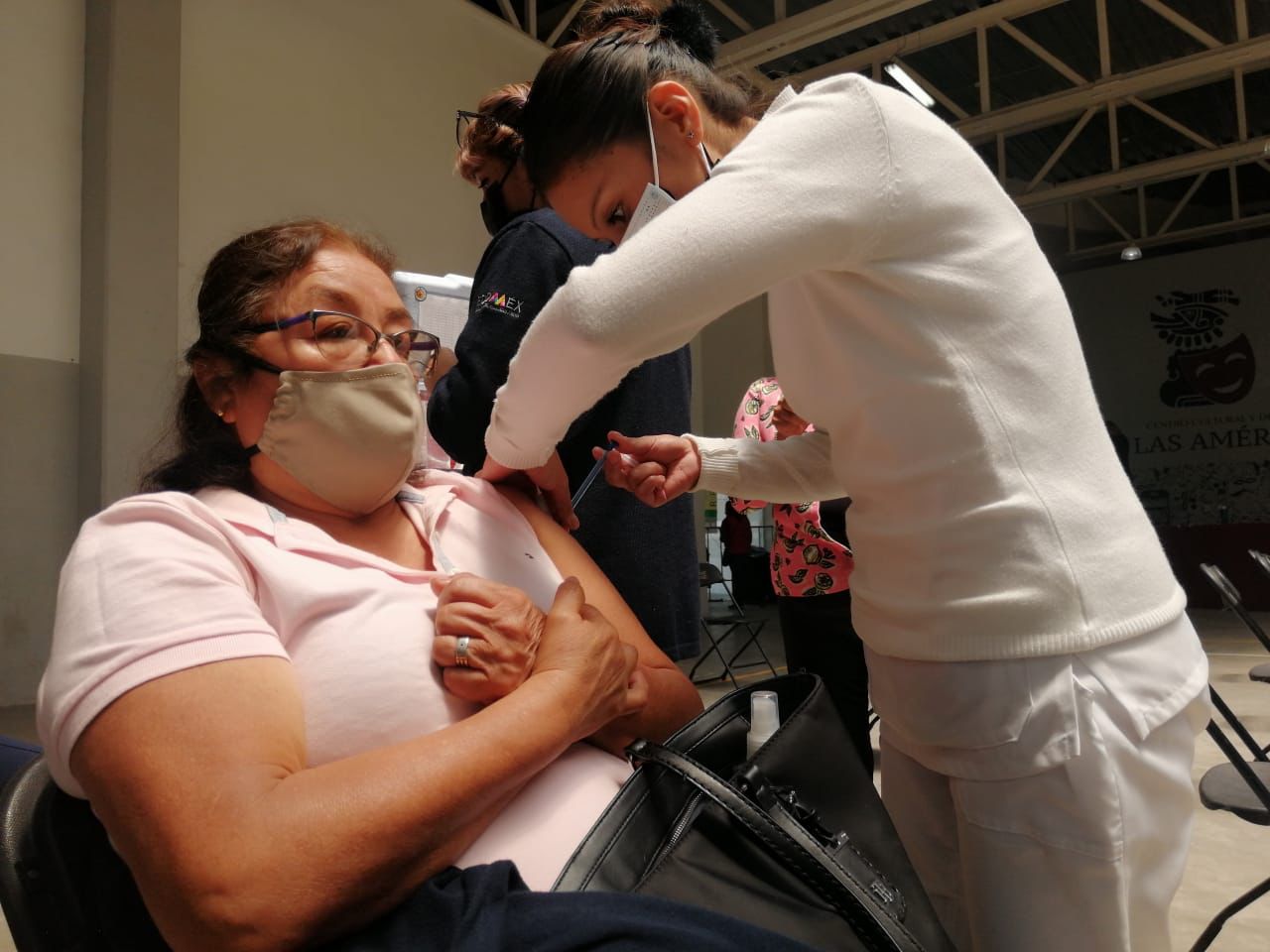 Alistan aplicación de vacuna antiCovid para personas de 50 a 59 años en Ecatepec