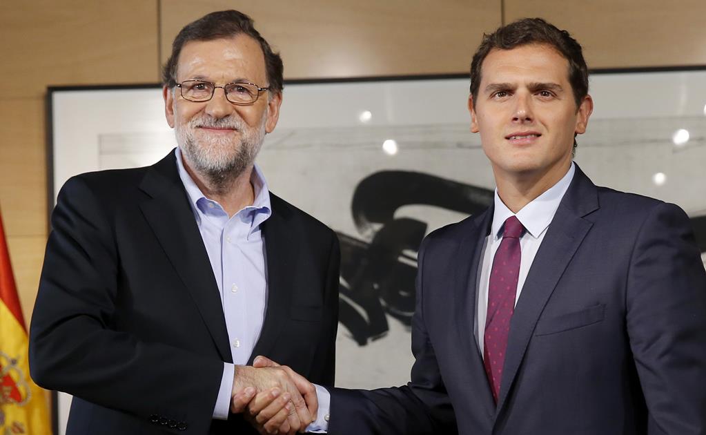 Liberales apoyarán investidura de Rajoy en España 