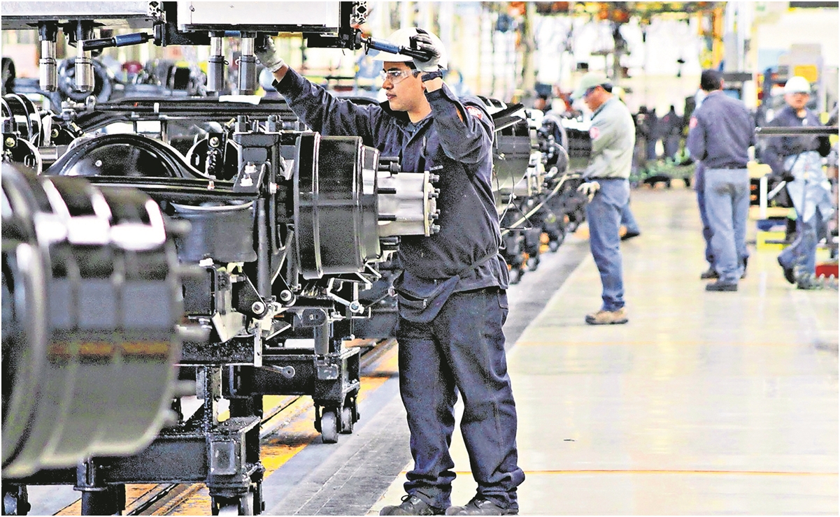 Industria automotriz en México registró la mayor salida de inversión extranjera directa en 2021: SE