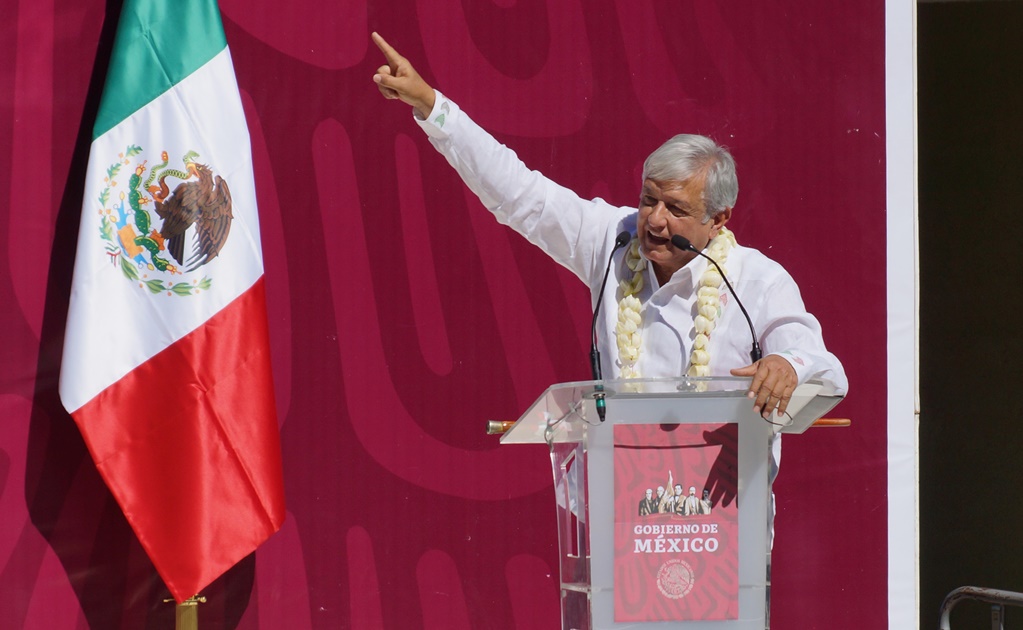 Nos dejaron un gobierno que parece "toro viejo y reumático": AMLO