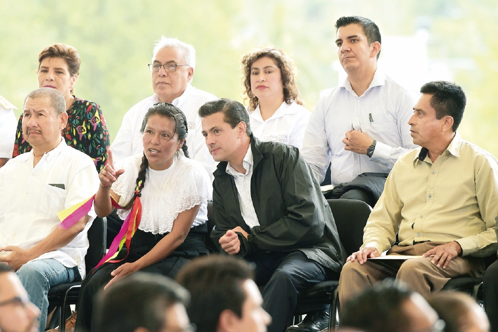 Peña Nieto y AMLO chocan por reforma energética