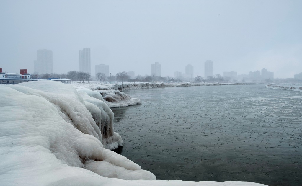 Deadly polar vortex blasts U.S. Midwest