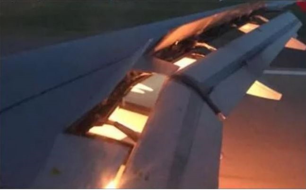 Motor del avión de la selección de Arabia Saudita se incendia