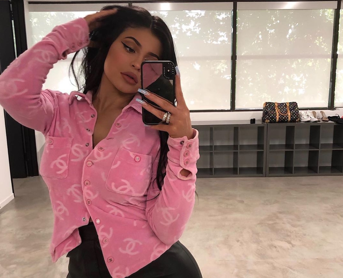 Kylie Jenner comparte el interior de las oficinas de Kylie Cosmetics