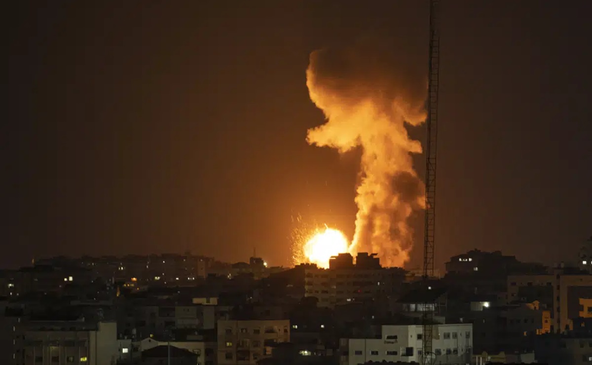 Ataque aéreo en la Franja de Gaza deja un muerto y 5 heridos tras muerte de destacado palestino