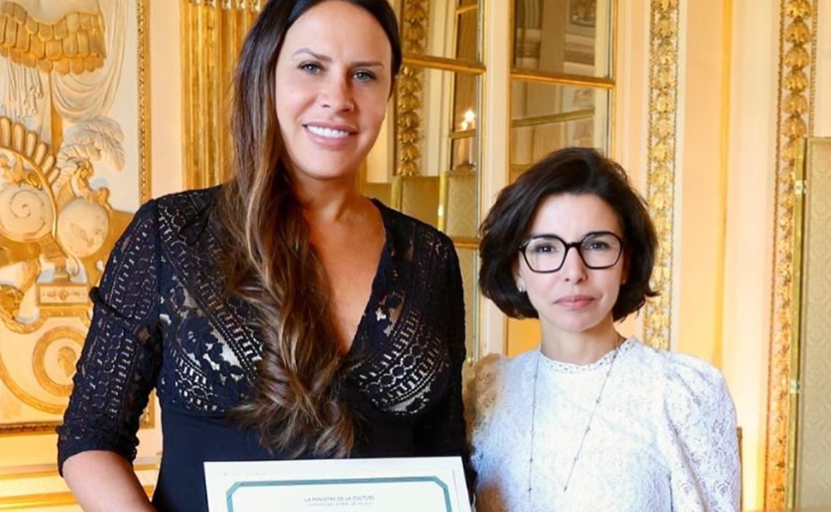 Karla Sofía Gascón galardonada con la Orden de las Artes y las Letras en Francia