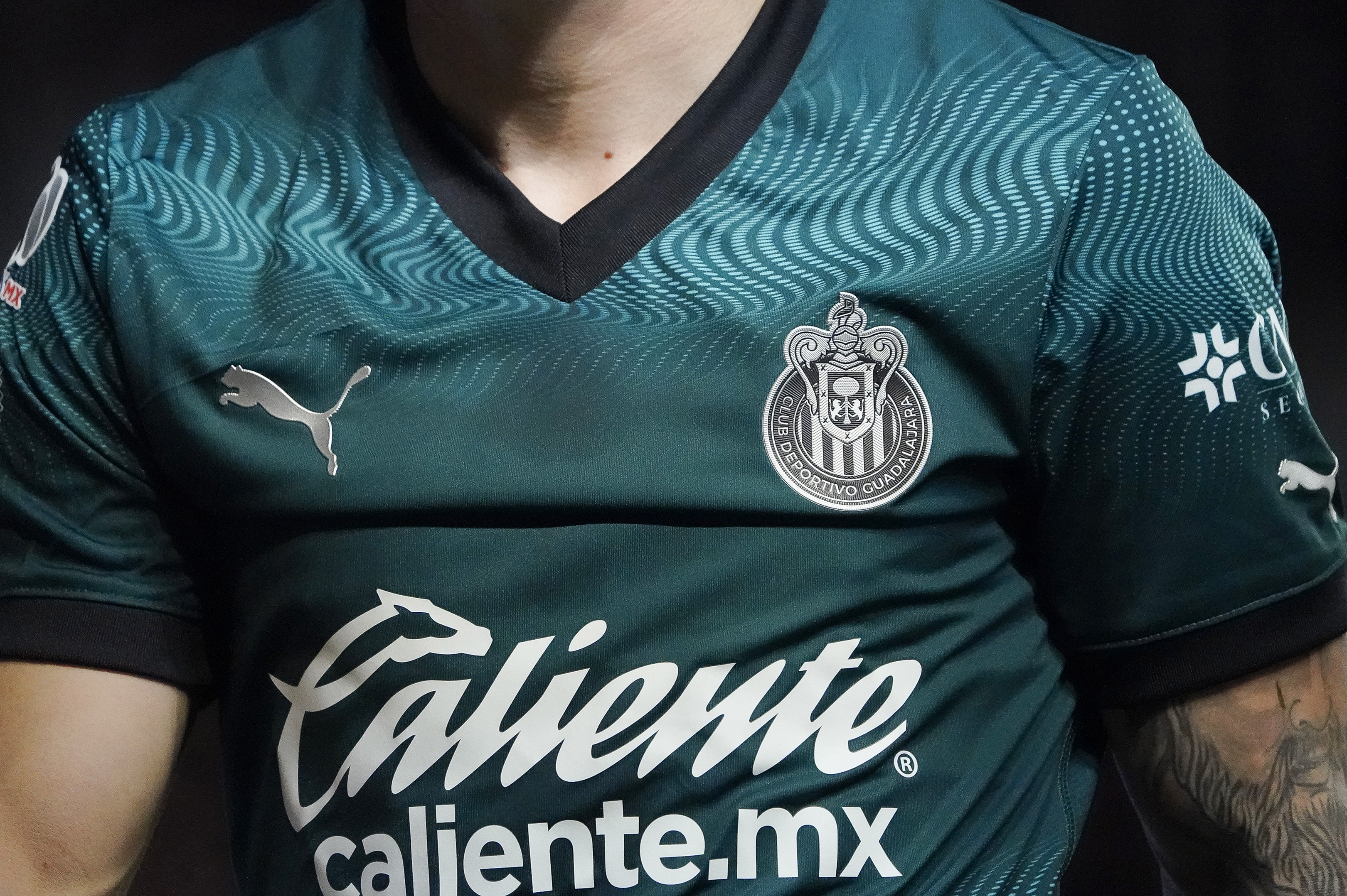 ¿Cómo es la nueva playera del Guadalajara?