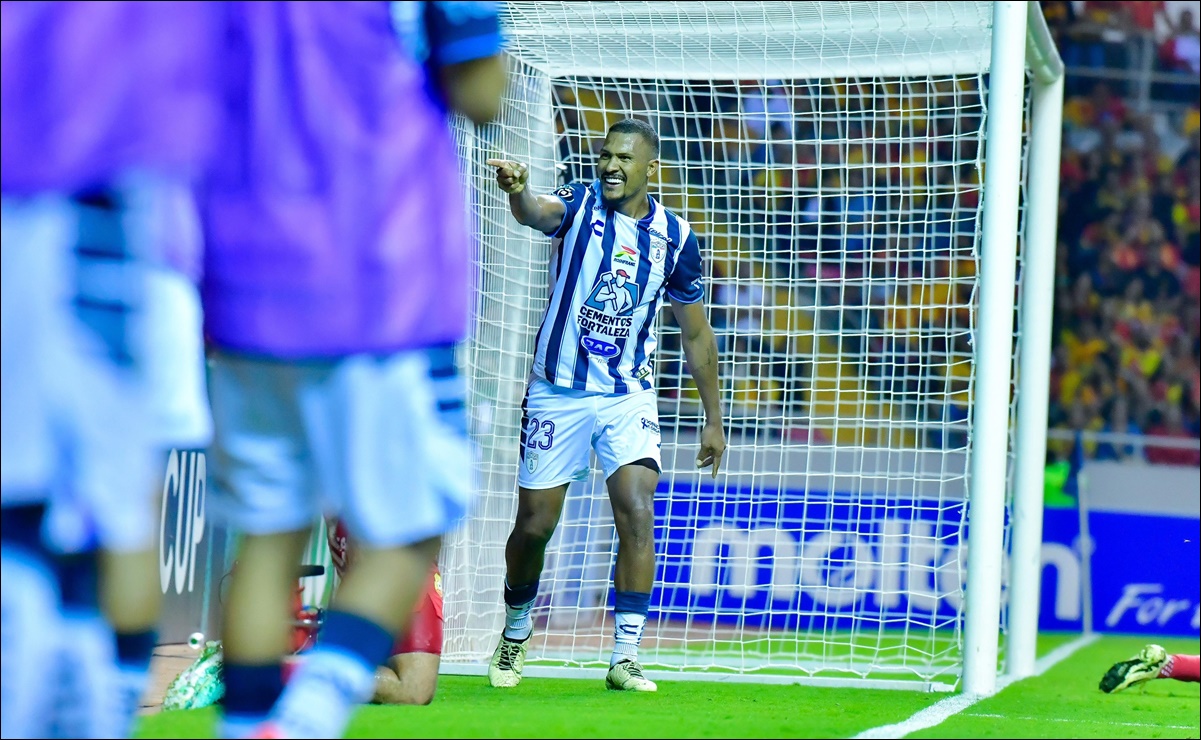 Pachuca aplasta al Herediano y tiene pie y medio en las semifinales de la Concachampions