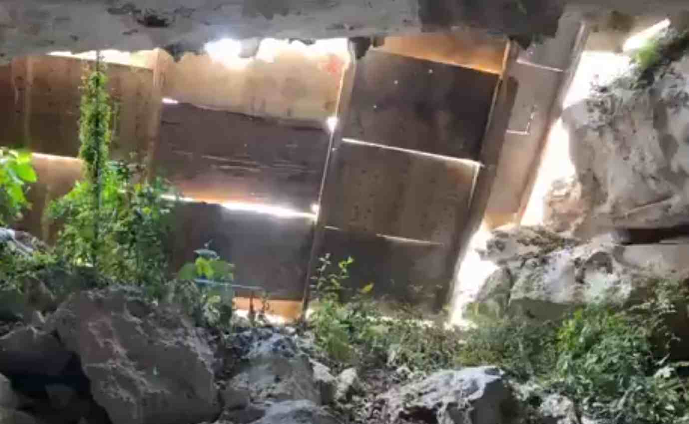 Bloquean con madera acceso a caverna Oppenheimer donde se construye el Tramo 5 del Tren Maya