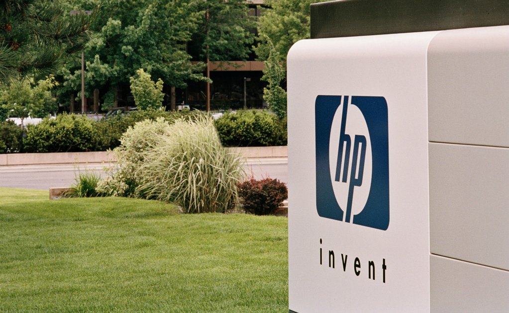 Hewlett-Packard se divide, pero sus desafíos persisten