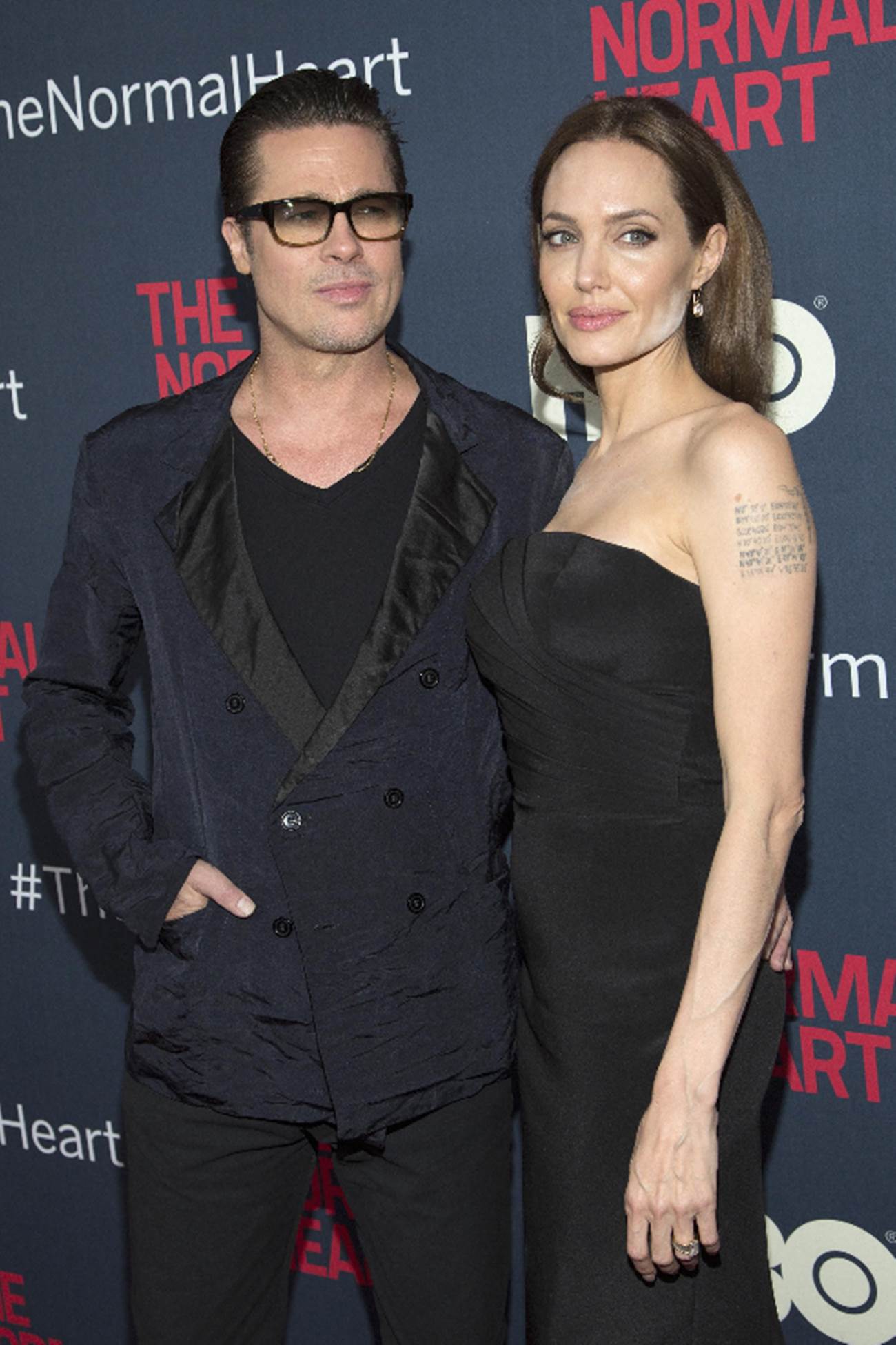 Jolie  dice que fue pesado trabajar con Brad Pitt