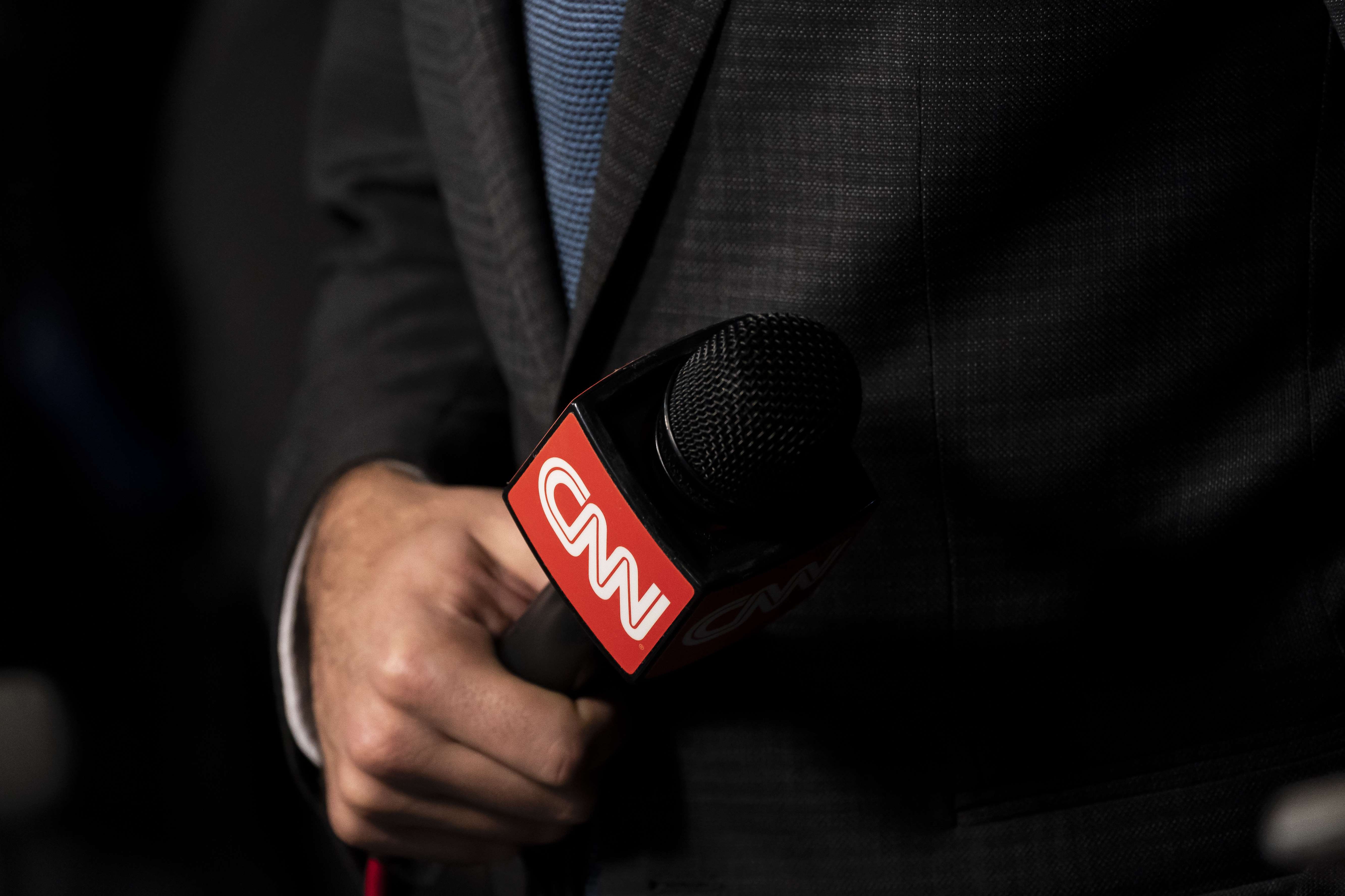 CNN acomete "cientos" de despidos que afectarán a colaboradores