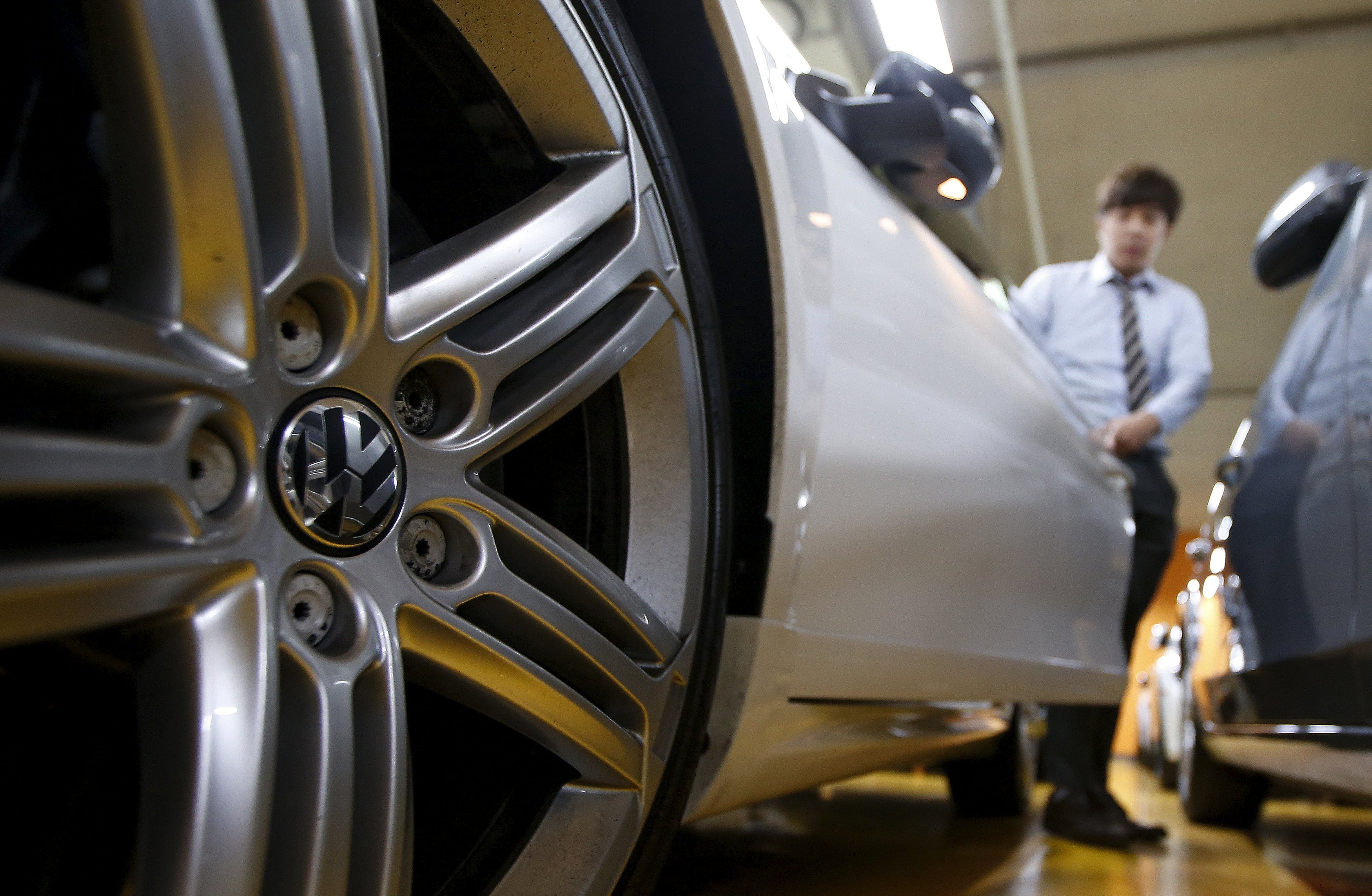 Volkswagen revisará autos a partir de enero