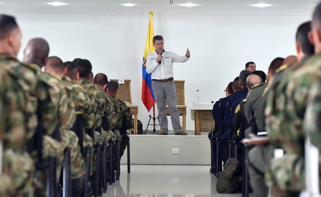 Descarta Santos amnistía para militares colombianos