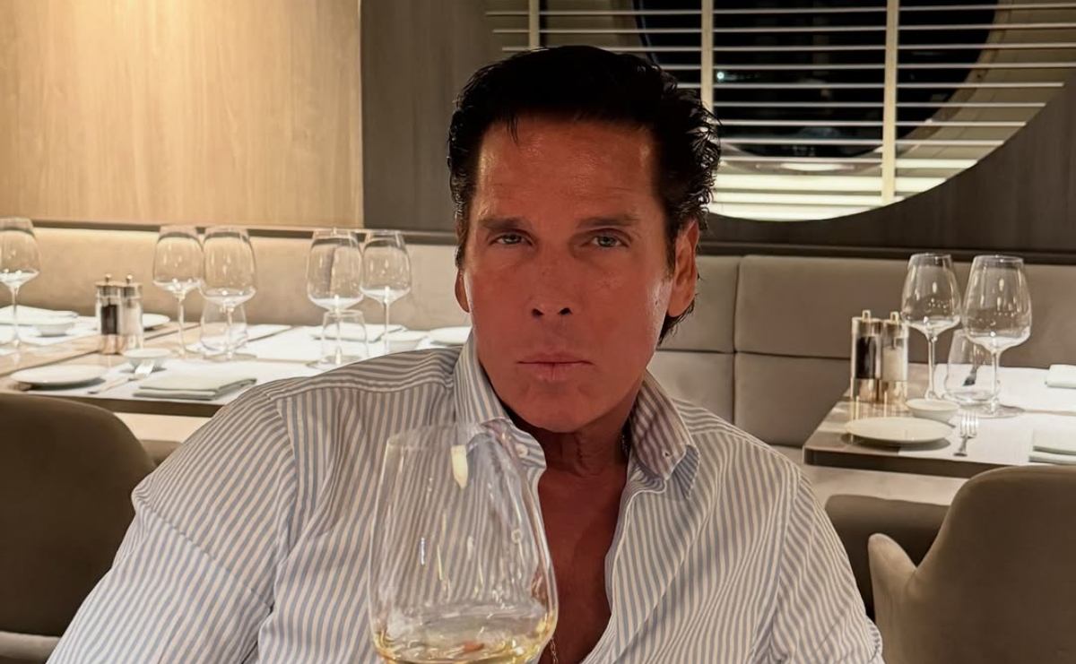 Roberto Palazuelos disfruta de sus vacaciones familiares en Europa 