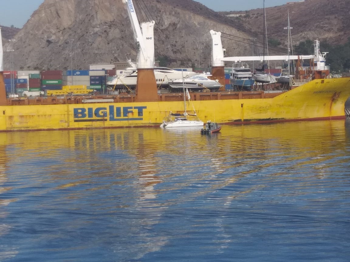 Decomisan 200 kg de cocaína en buque que transportaba yates de lujos en Ensenada