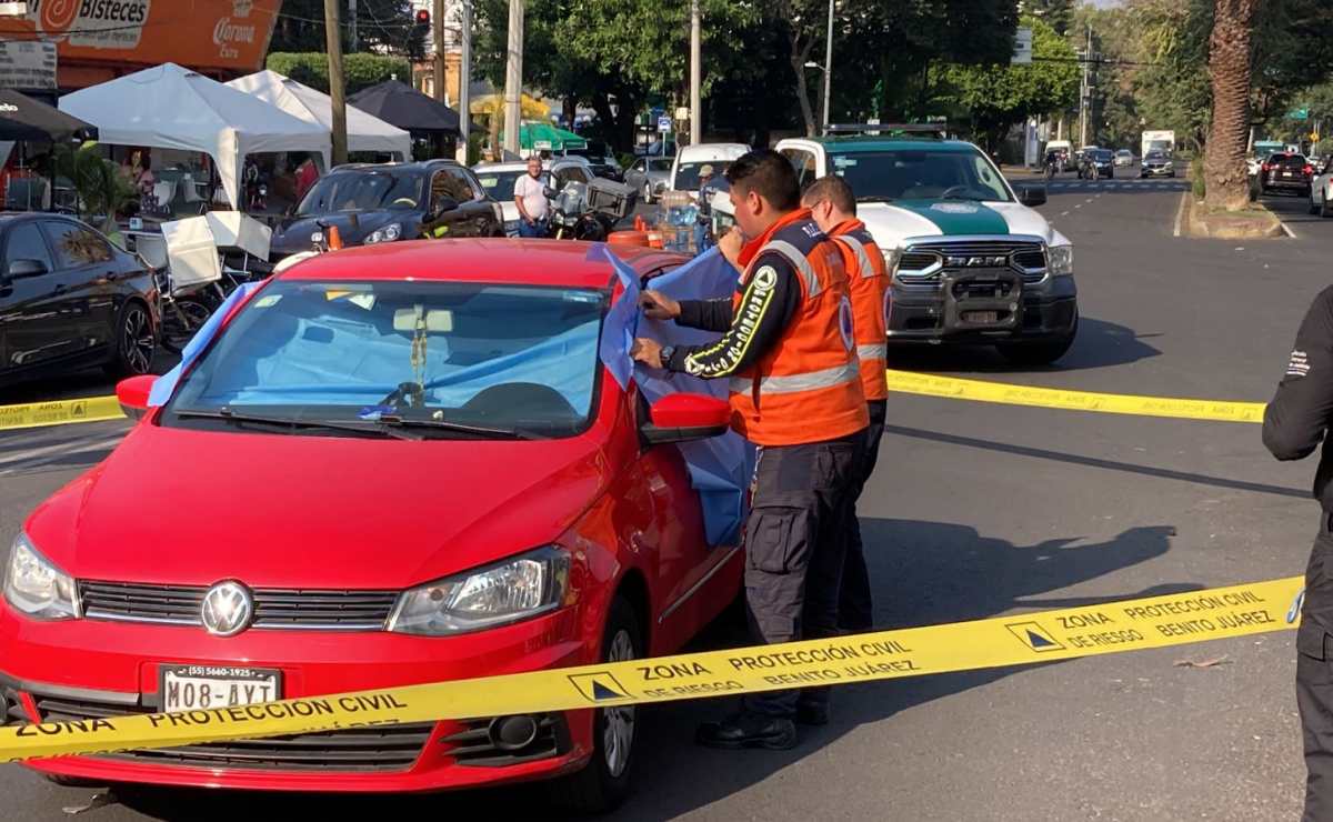 VIDEO: Balean a conductor en Avenida Universidad