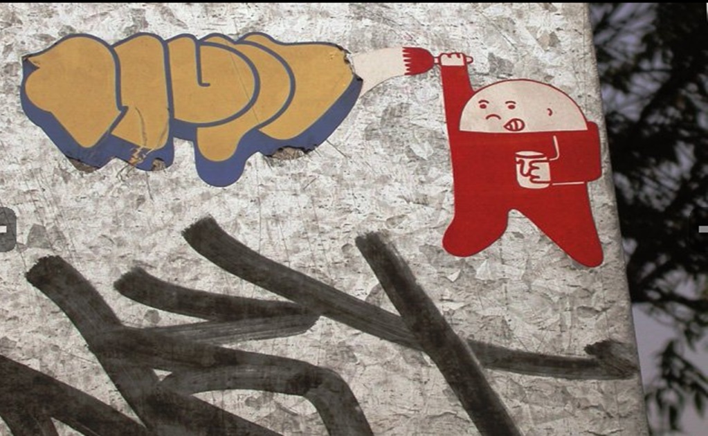 Stickeros, perseguidos por pegar su arte en lugares públicos