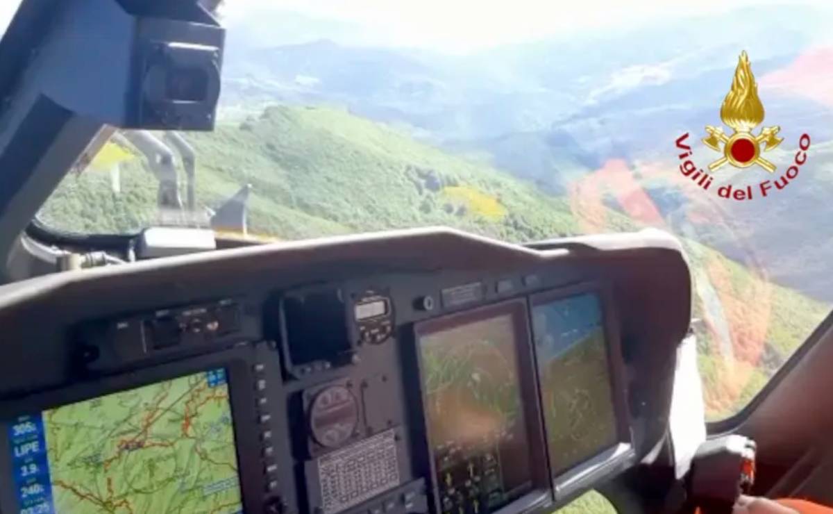 Desplome de helicóptero en Italia deja siete muertos