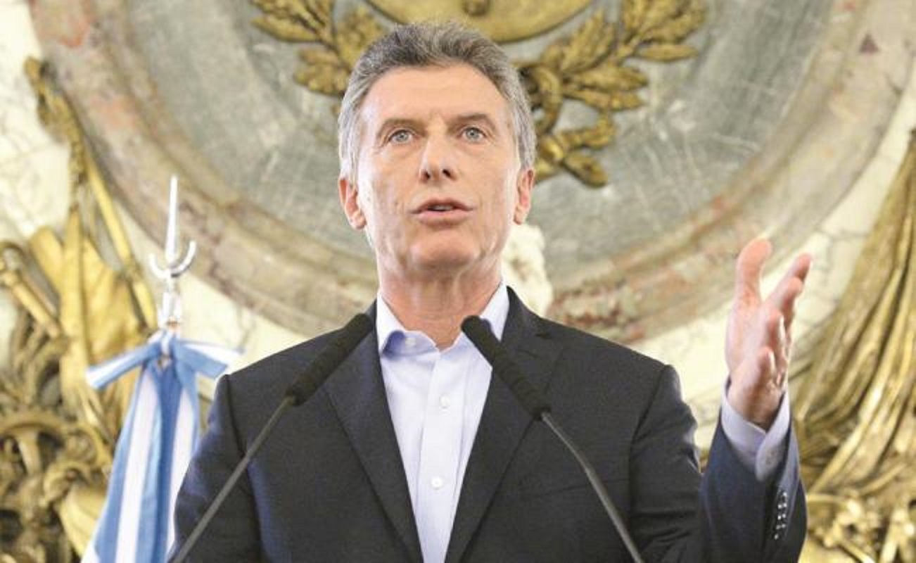 Ofrece Macri cuatro millones de dólares de recompensa por submarino