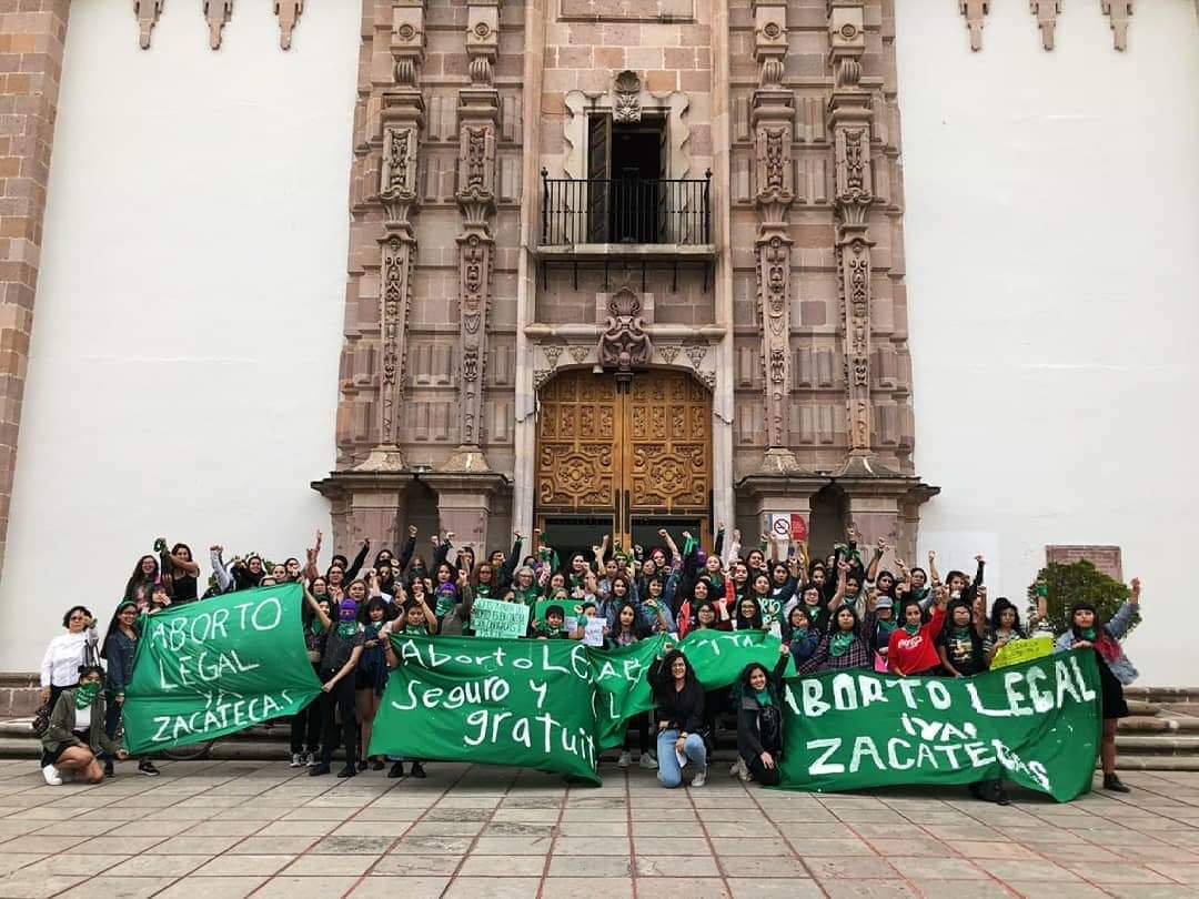 Llegan pañuelos verdes a Zacatecas; piden aborto legal 