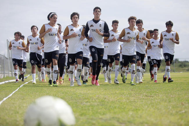 La Tercera División, ajena a los sueldos exorbitantes y a la pompa de la Liga MX    