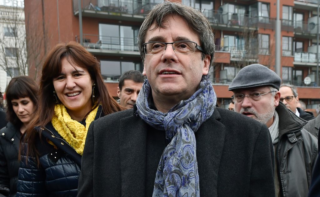 España emitirá nueva orden de arresto contra ex presidente de Cataluña 