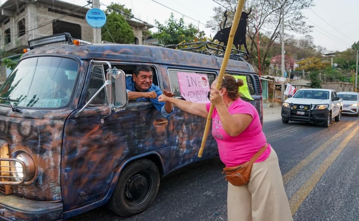 Félix Salgado Macedonio inicia caravana rumbo a la CDMX tras fallo del Tribunal Electoral