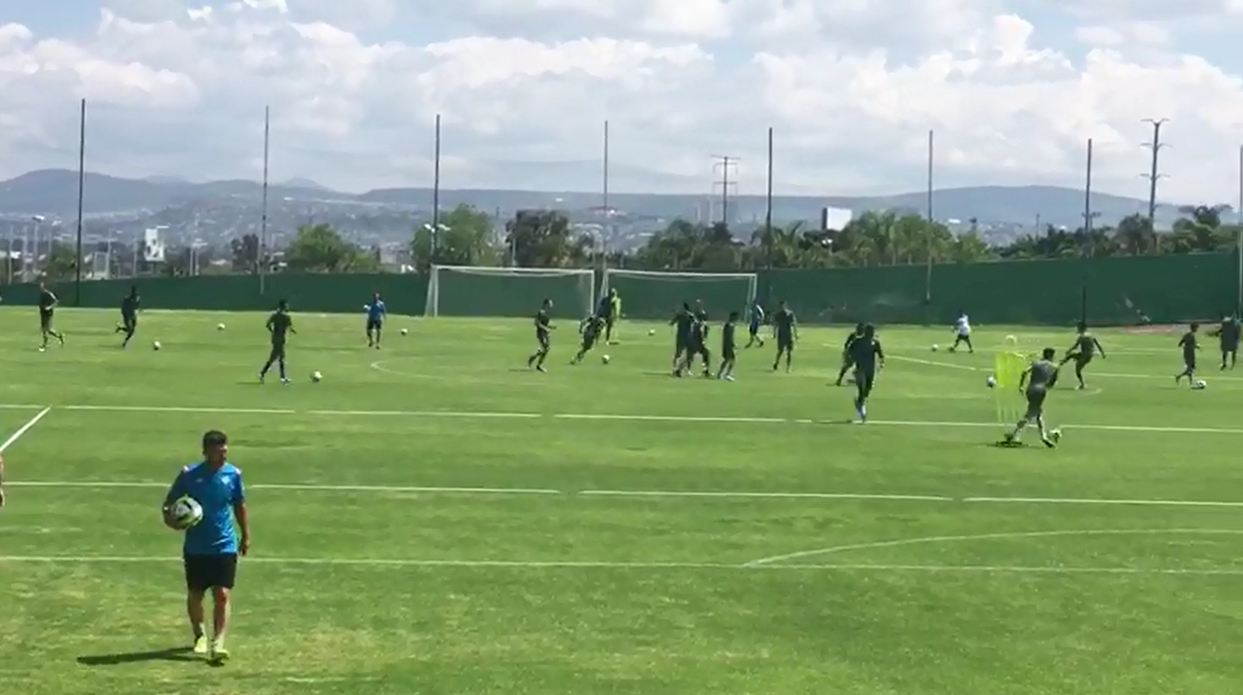 Real Betis entrena en el CEGAR