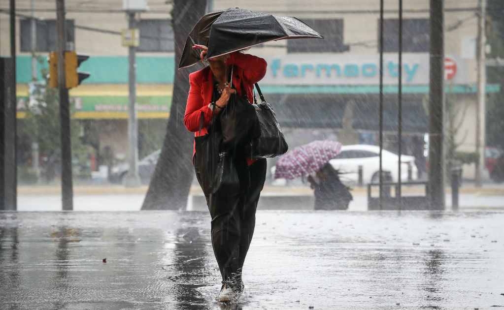 Se prevén lluvias vespertinas de fuertes a muy fuertes en el Valle de México