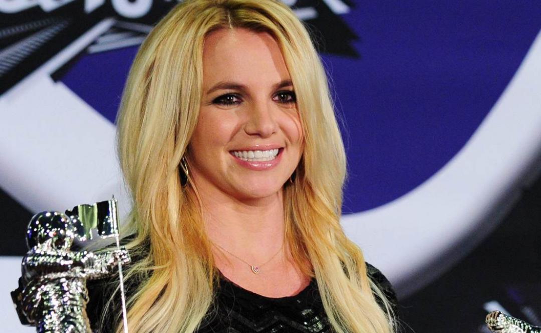 Britney Spears angustia a sus fans tras publicar más de 6 fotos en las que aparece desnuda