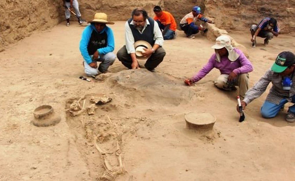 Hallan tumbas pre incas, ofrendas y templo Mochica