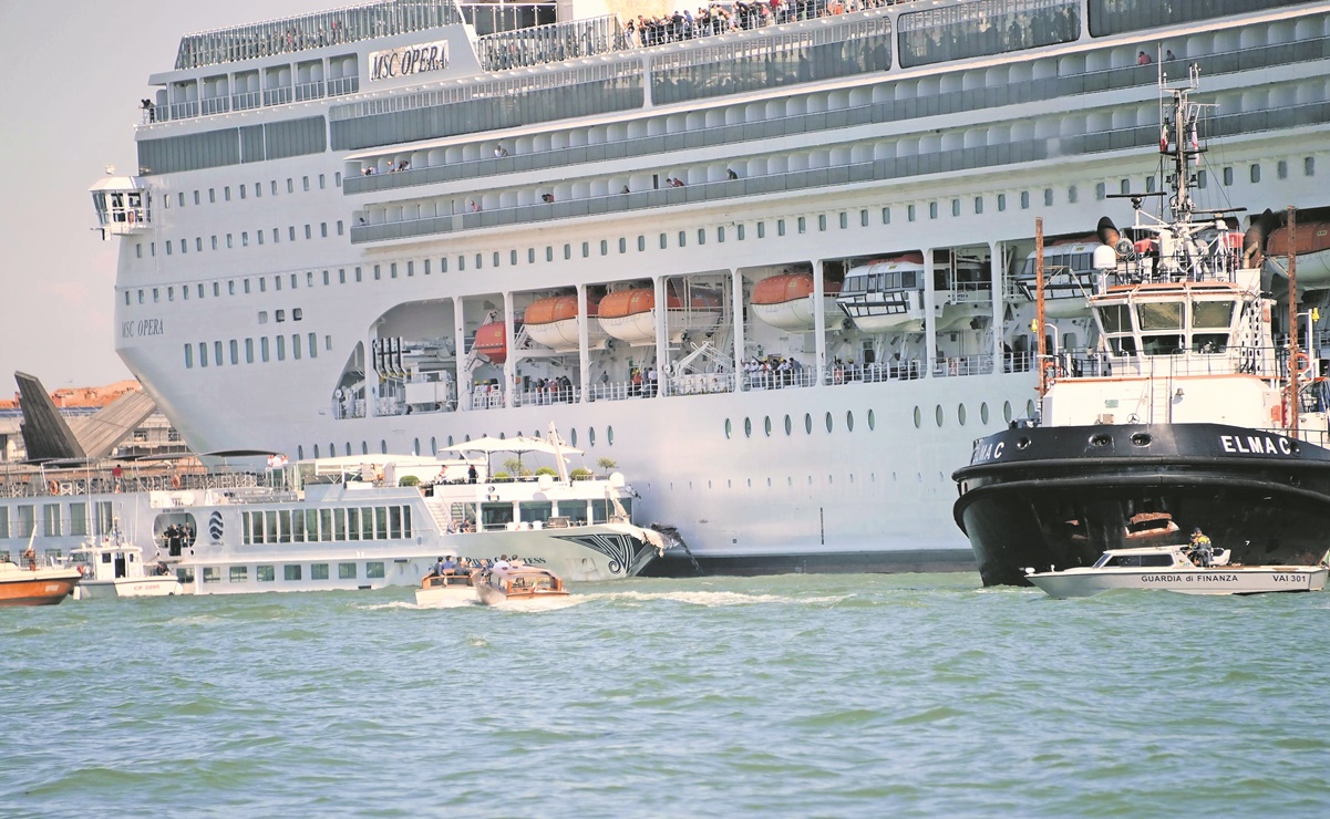 Dan positivo 33 miembros de la tripulación de un crucero noruego a Covid-19