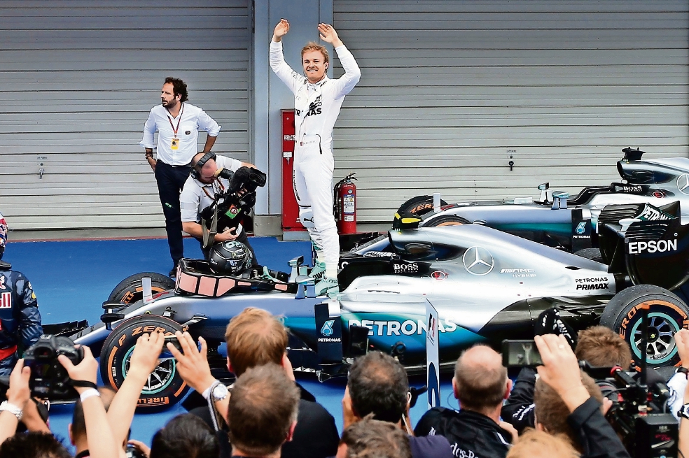 Rosberg, a paso de gigante