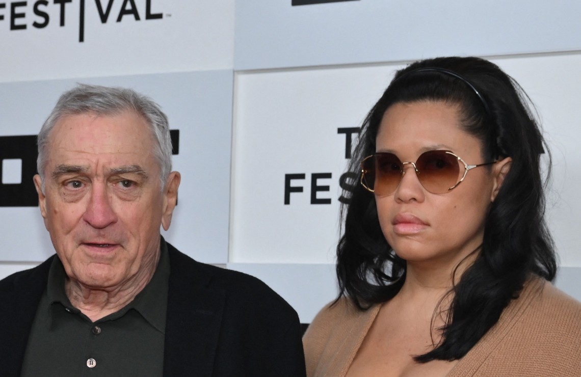 Robert De Niro y su novia, agotados tras el nacimiento de su bebé