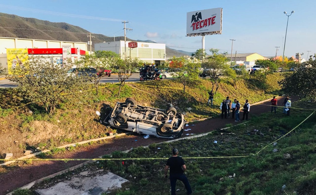 Policías de Tamaulipas vuelcan auto en presunto estado de ebriedad 