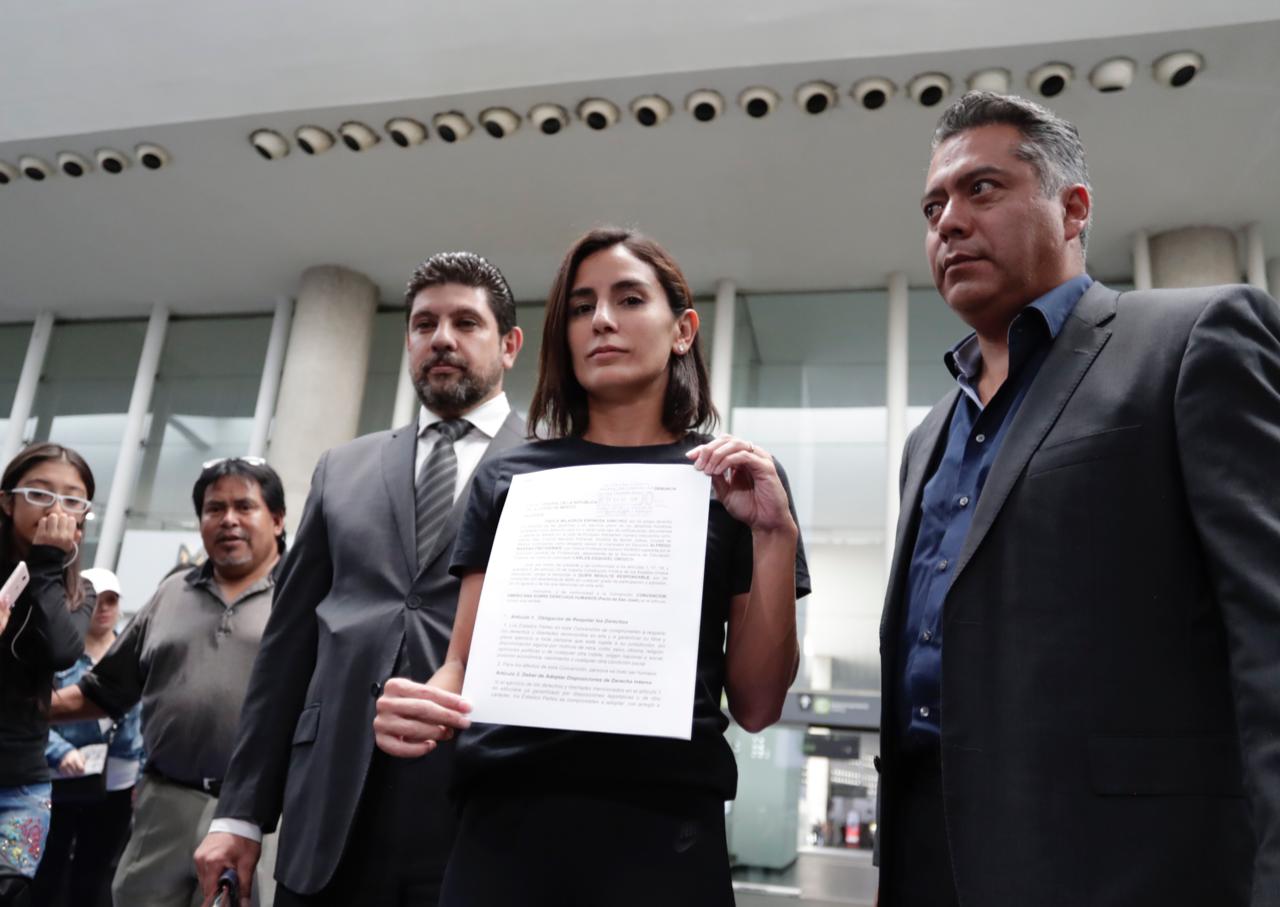 Paola Espinosa demandará por daño moral