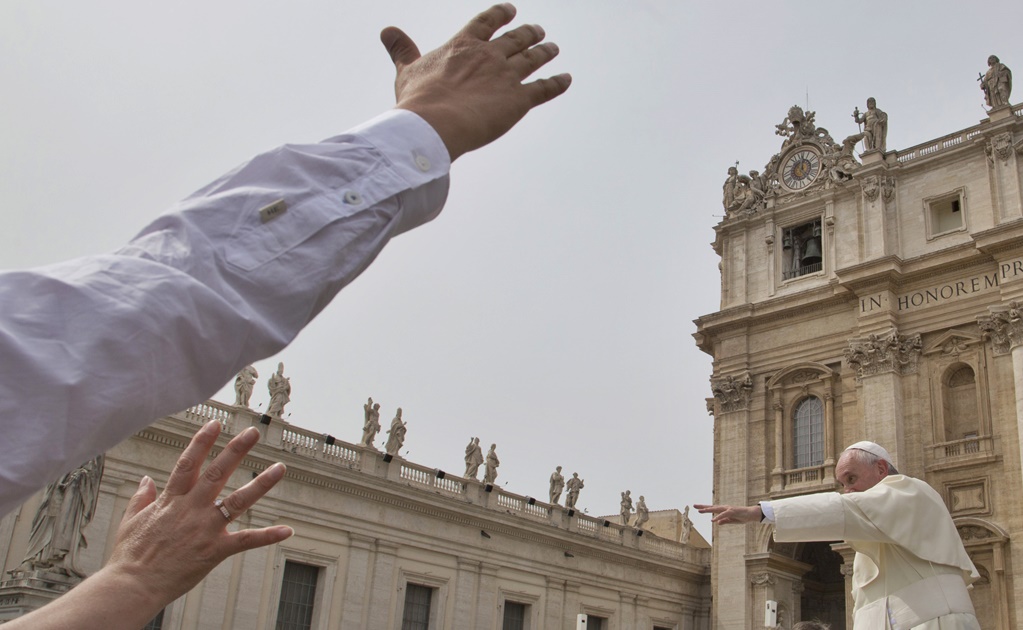 Papa: la crisis de migrantes es apenas la punta del témpano