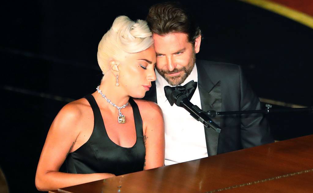 "Actuación, no amor", dice Gaga sobre química con Bradley Cooper