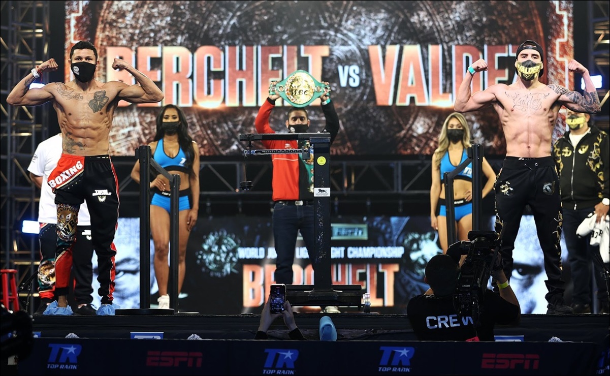 Berchelt y Valdez superan la báscula, y están listos para el combate