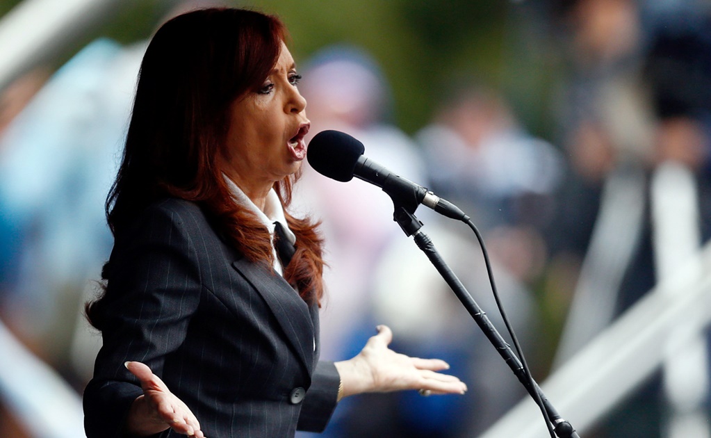 Denuncia Cristina Kirchner "persecución política" en su contra