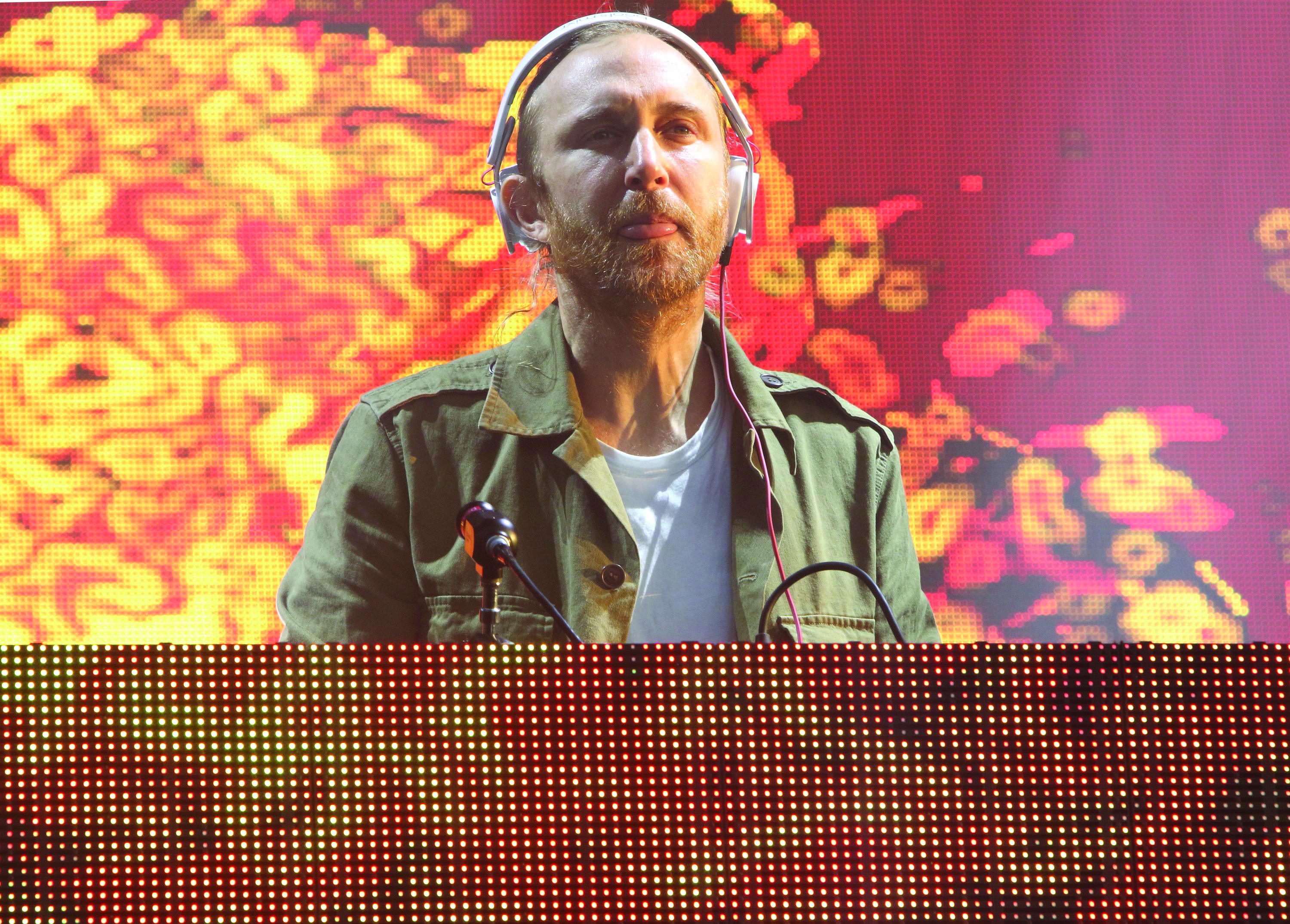 David Guetta cierra el segundo día de actividades en EDC