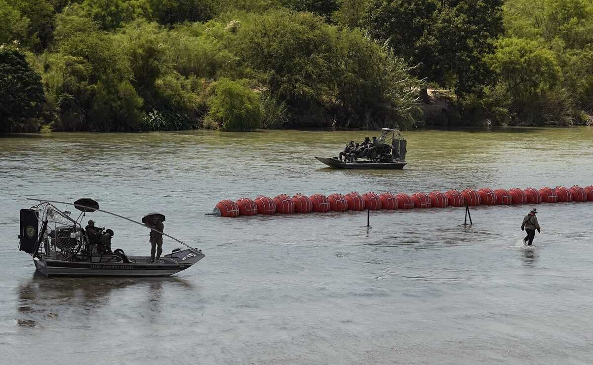 Realizan recorridos terrestres y en aerobote por zona de boyas en el Río Bravo