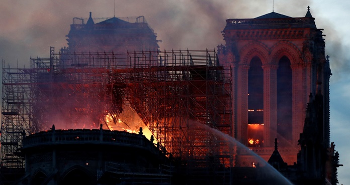 Apple se suma a millonarios; donará dinero para reconstruir Notre Dame